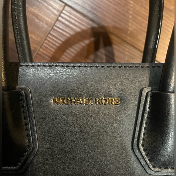Michael Kors Black LOVE Mercer Tote Bag - Small - Picture 3 of 12